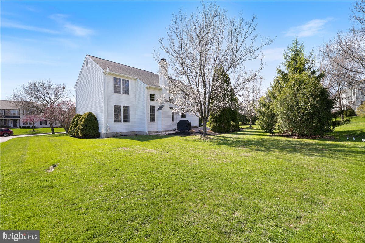 5401 Windtree Drive photo 33