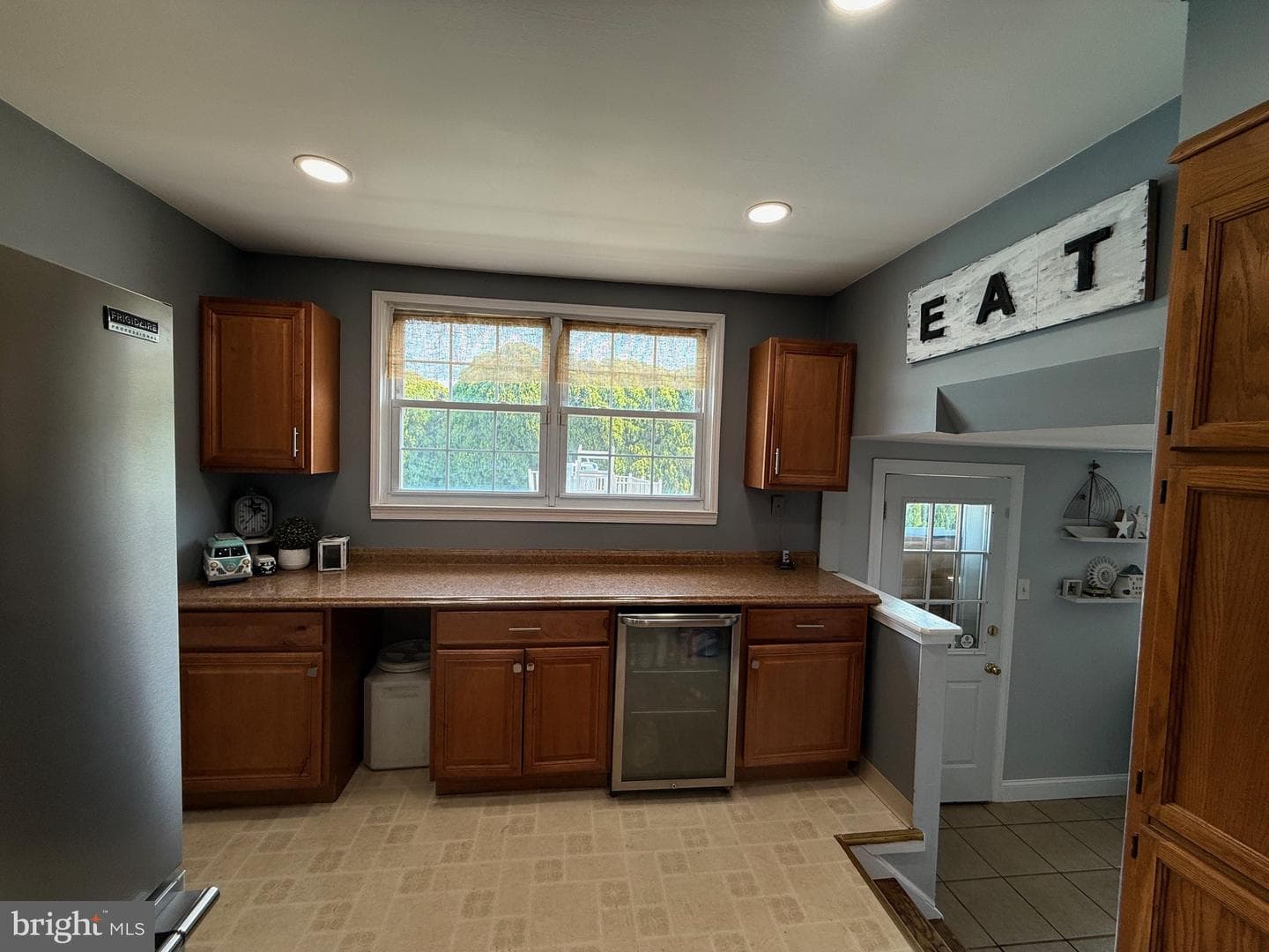 3404 Parkview Drive photo 32