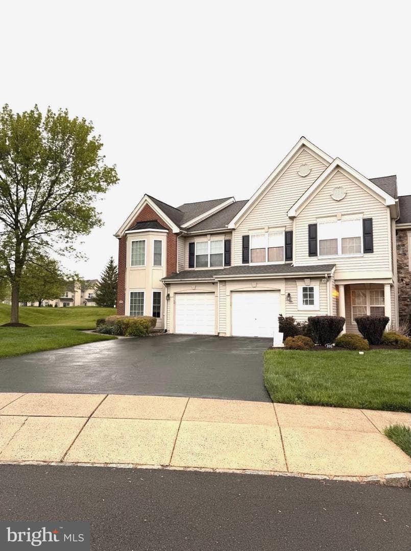 105 Silver Oak Court photo 3