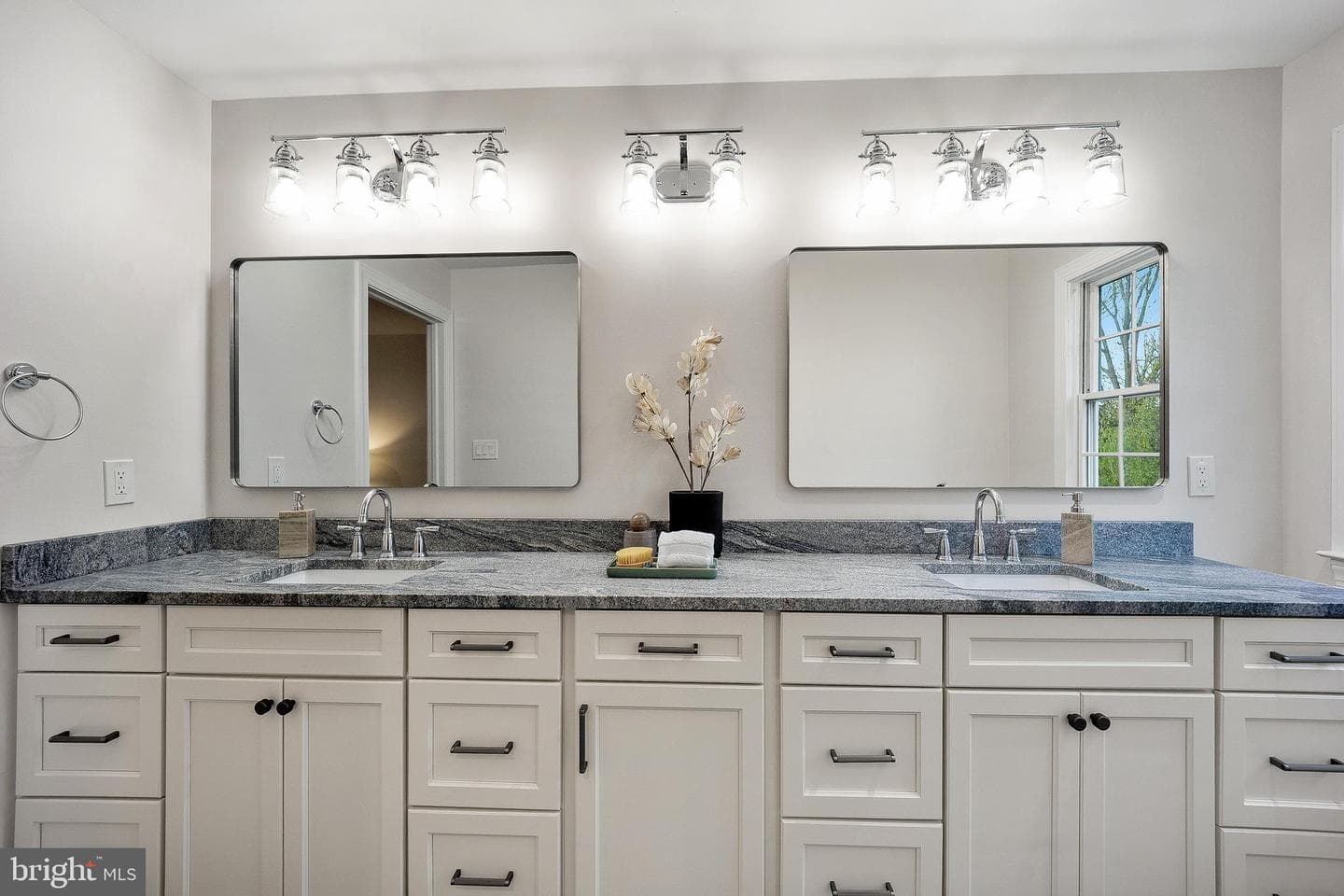 477 Keating Drive photo 36