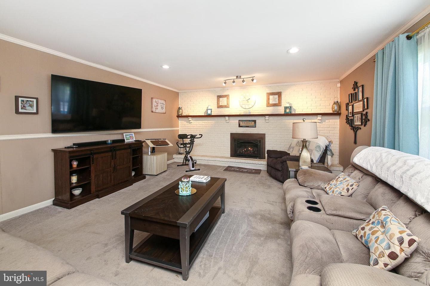 509 Ehret Road photo 12