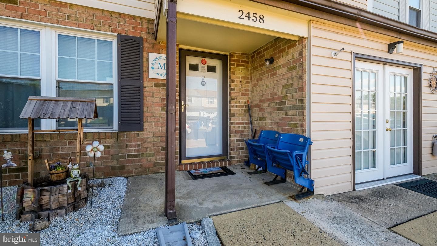 2458 Williamson Court photo 4
