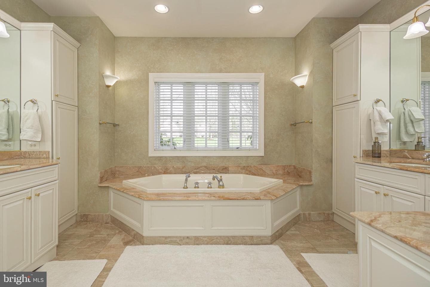 29 Juniper Court photo 43