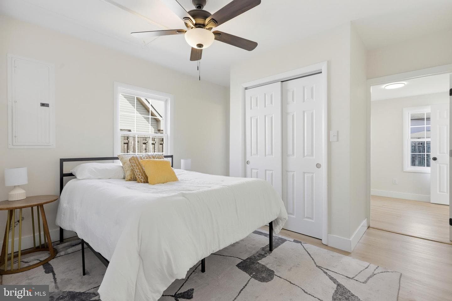 110 Deep Dale Drive E photo 18