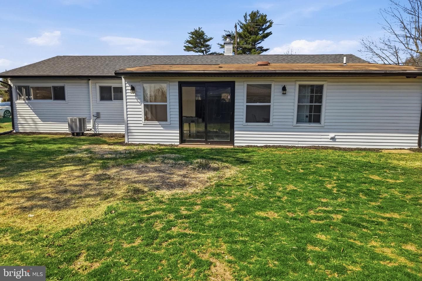 110 Deep Dale Drive E photo 32