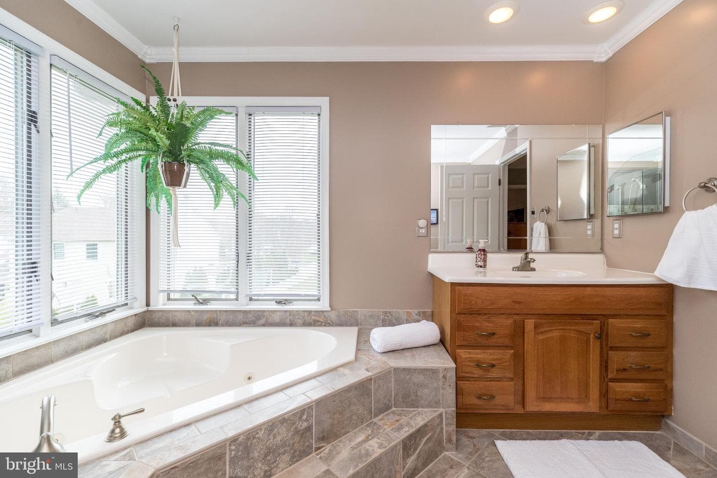 1651 Ramblewood Lane photo 32