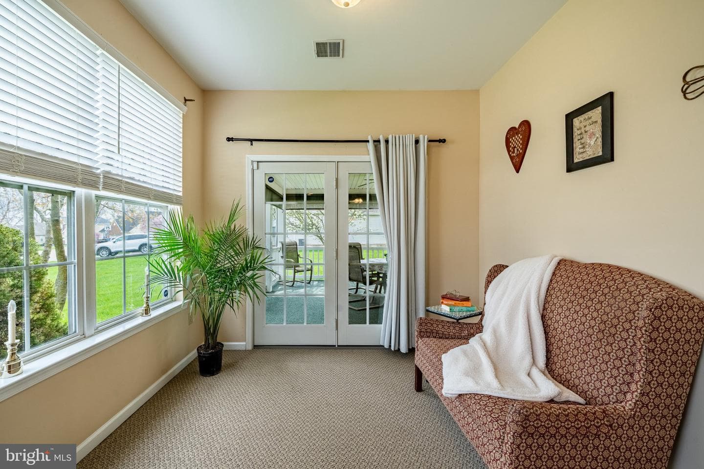 1401 Cameo Court photo 14