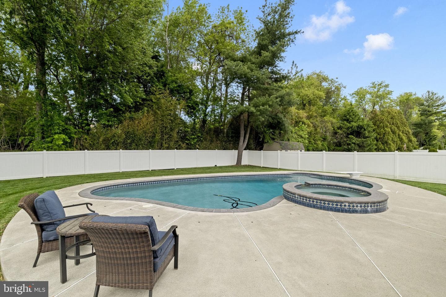 65 Grant Drive photo 35