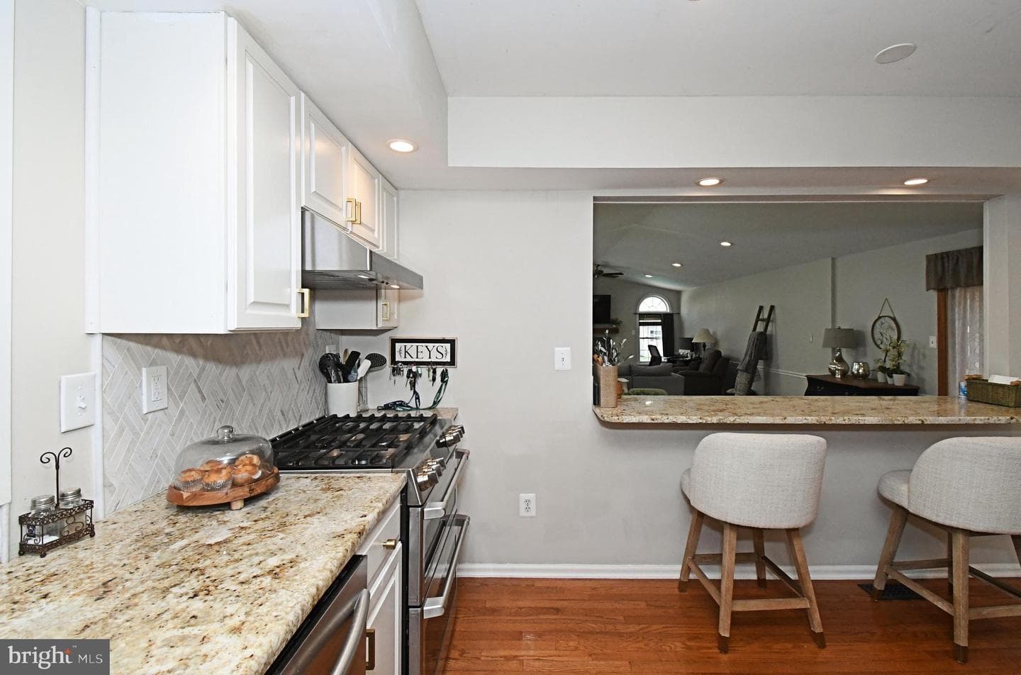 235 Argyle Road photo 16