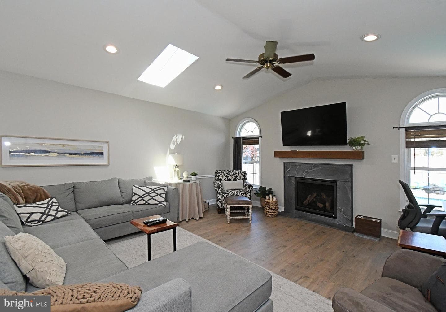 235 Argyle Road photo 24