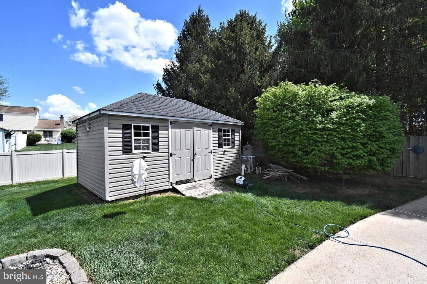 235 Argyle Road photo 58