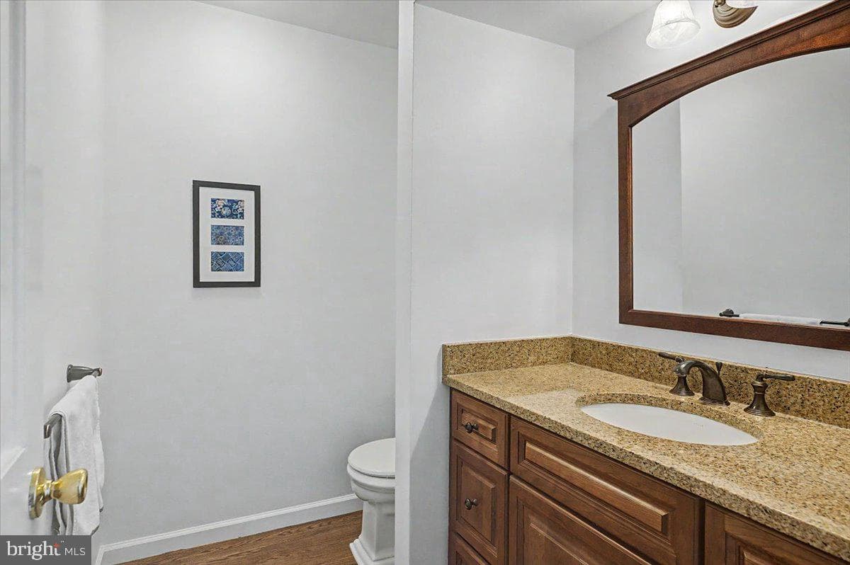 5693 Cottageville photo 22