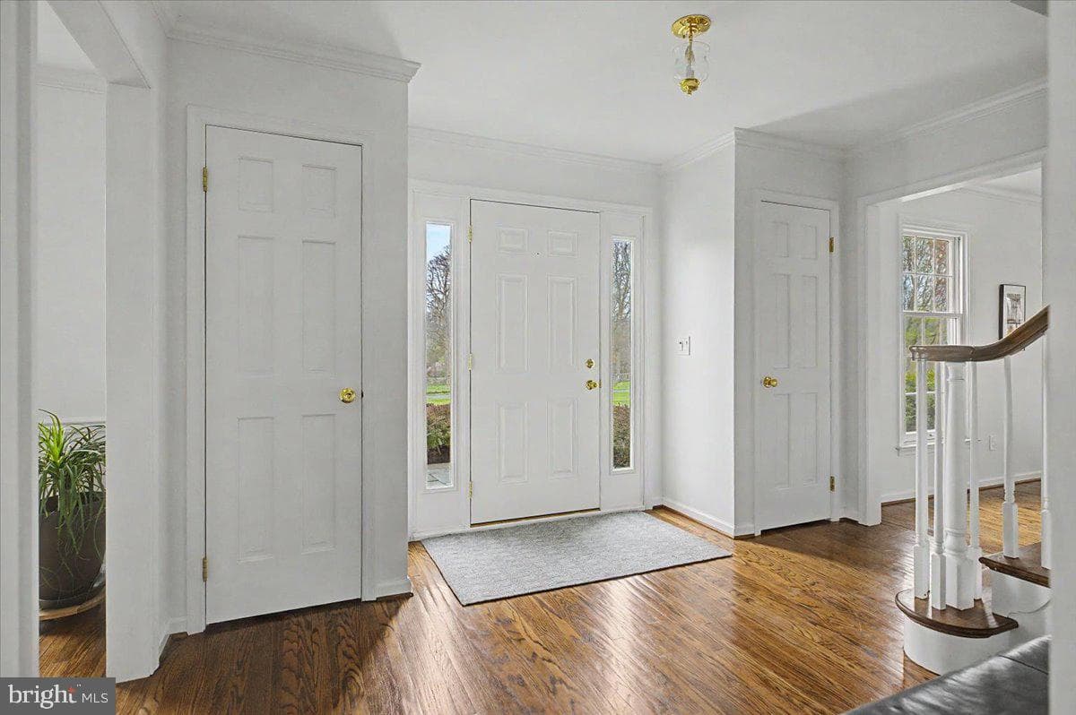 5693 Cottageville photo 4