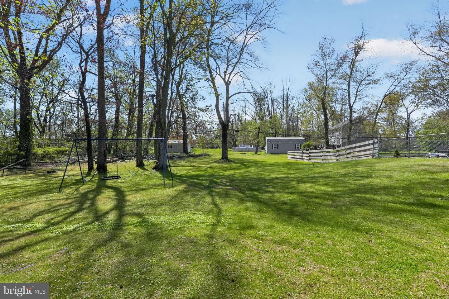 871 Roberts Road photo 43
