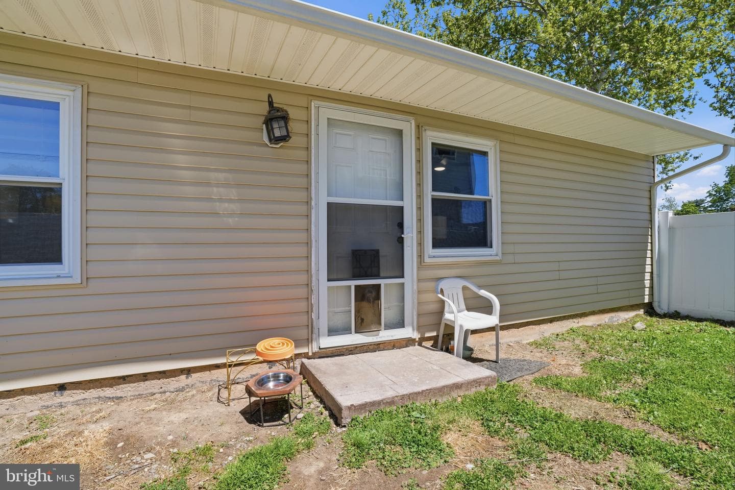 35 Ember Lane photo 24
