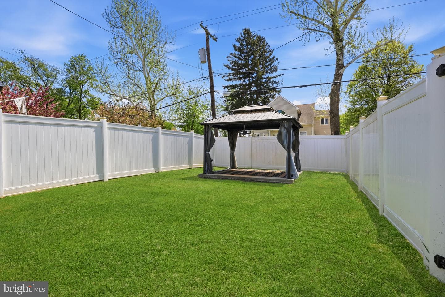 1137 Second Avenue photo 30