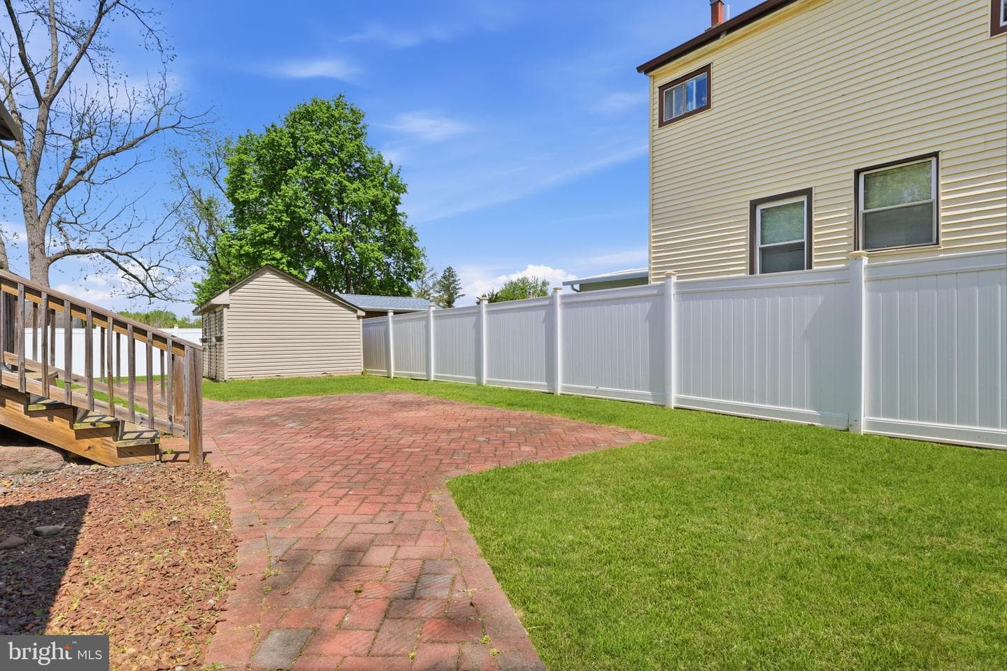 1137 Second Avenue photo 33