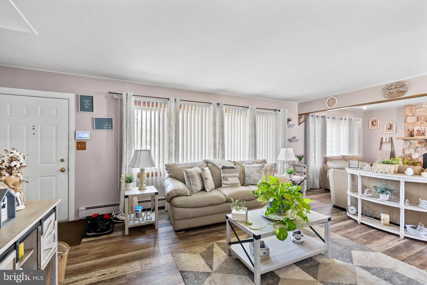 54 Quincy Drive photo 11