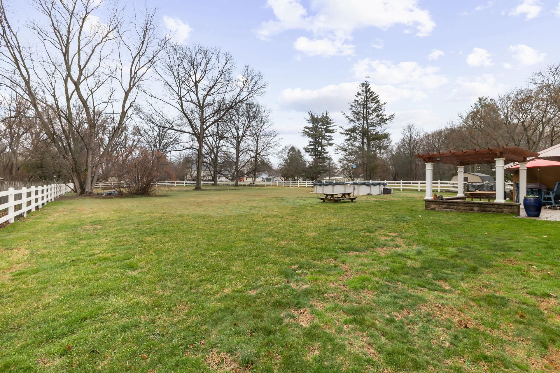2327 Dubree Avenue photo 39