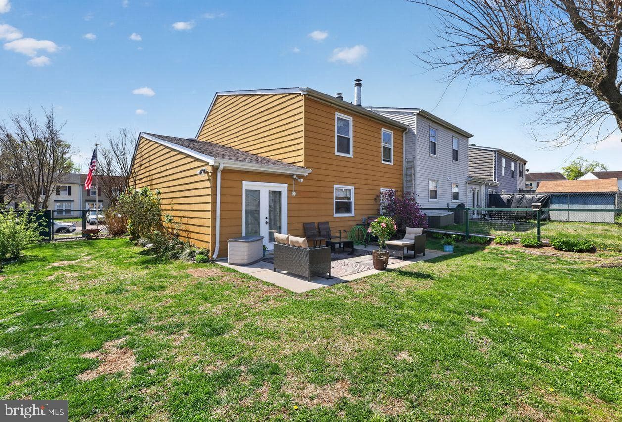 6670 Mayflower Drive photo 32