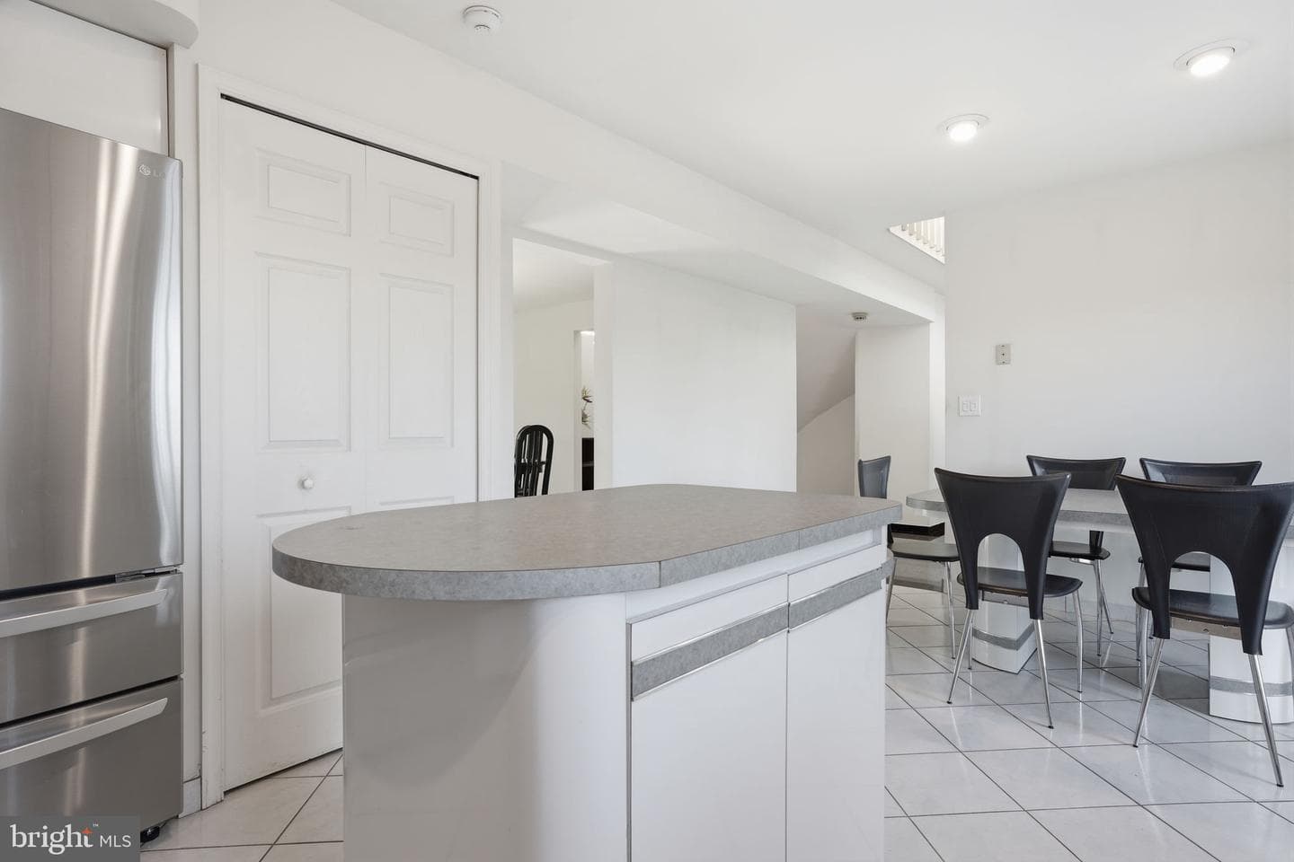 7 Candace Court photo 27