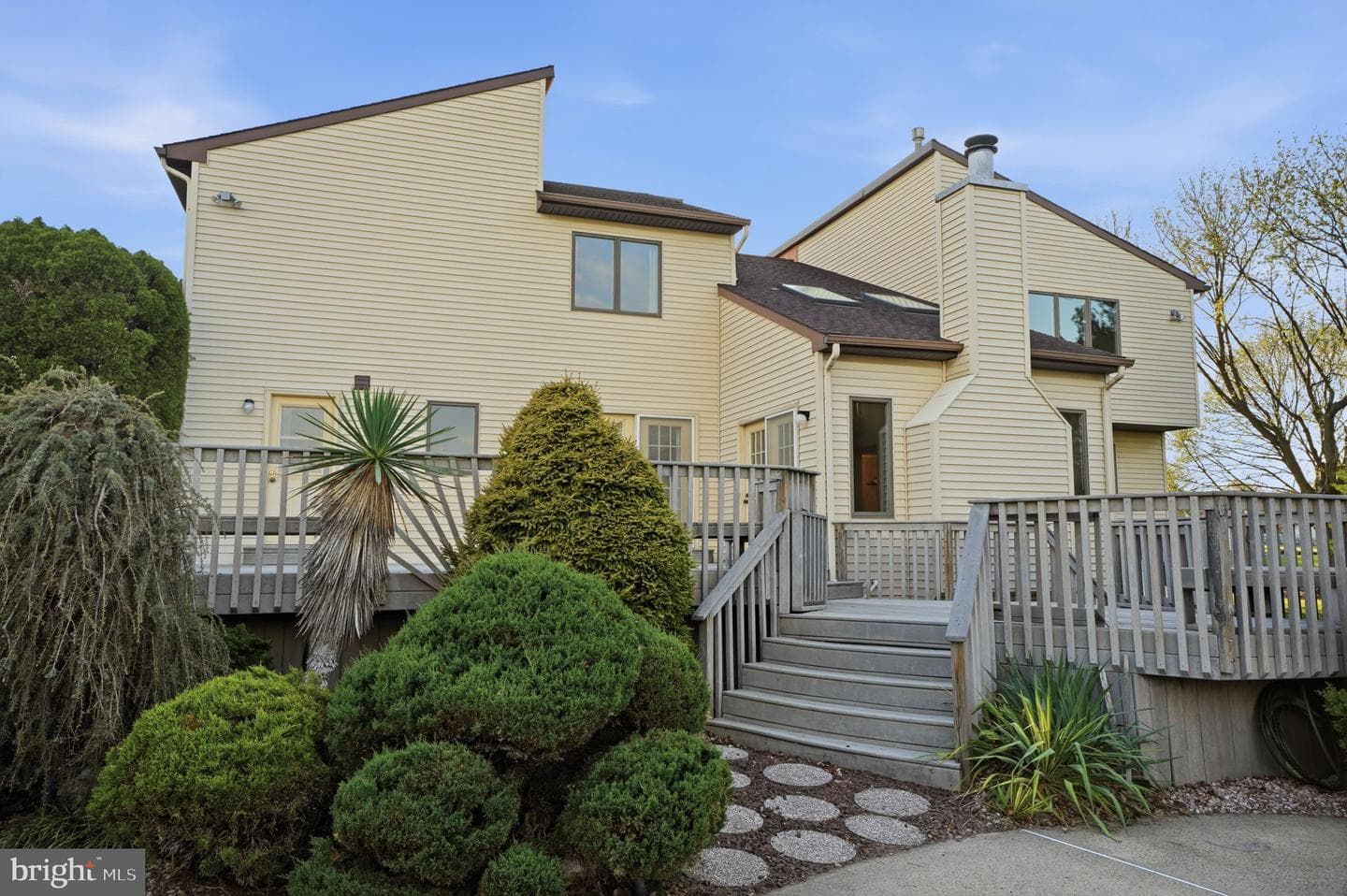 7 Candace Court photo 4