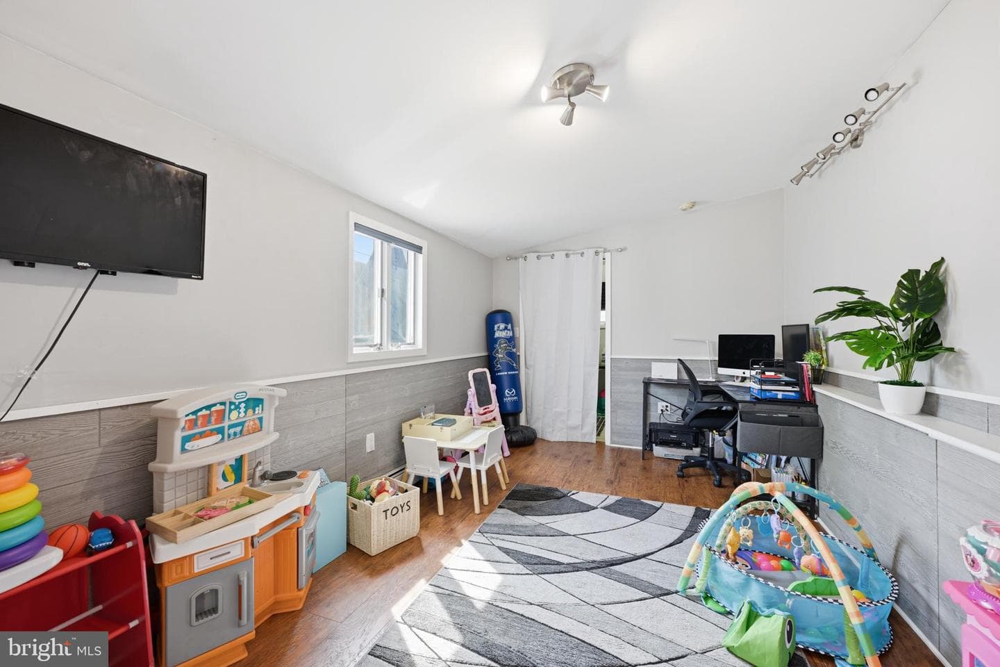 80 Quarry Road photo 12