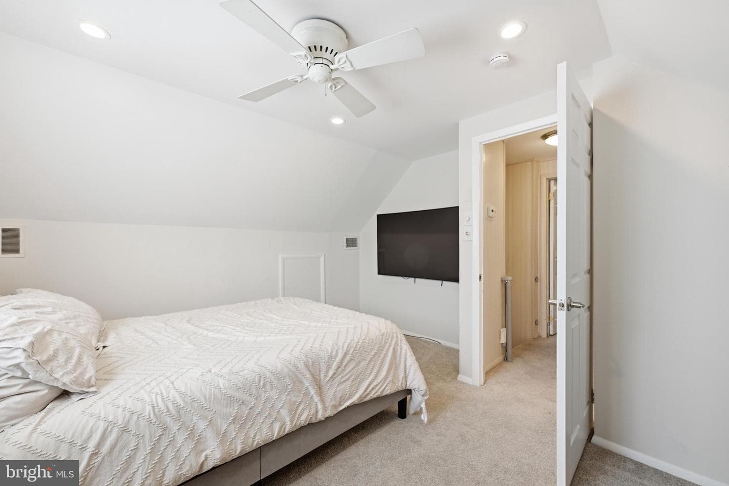 80 Quarry Road photo 20