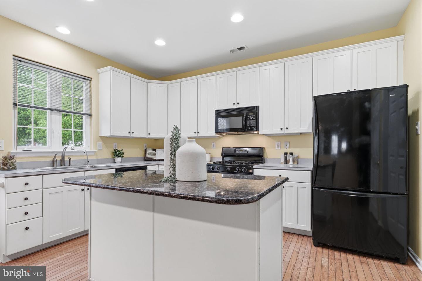 35 Zinnia Way photo 8