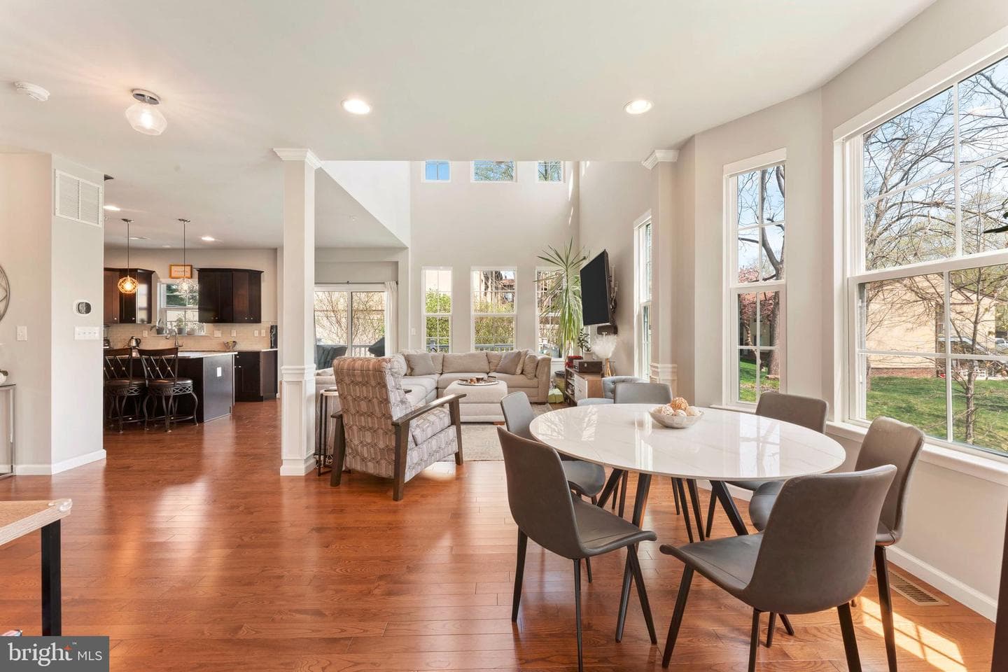 345 Newtown Road photo 10