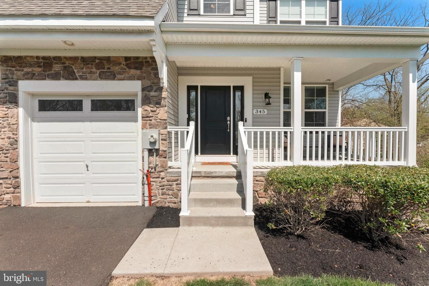345 Newtown Road photo 3