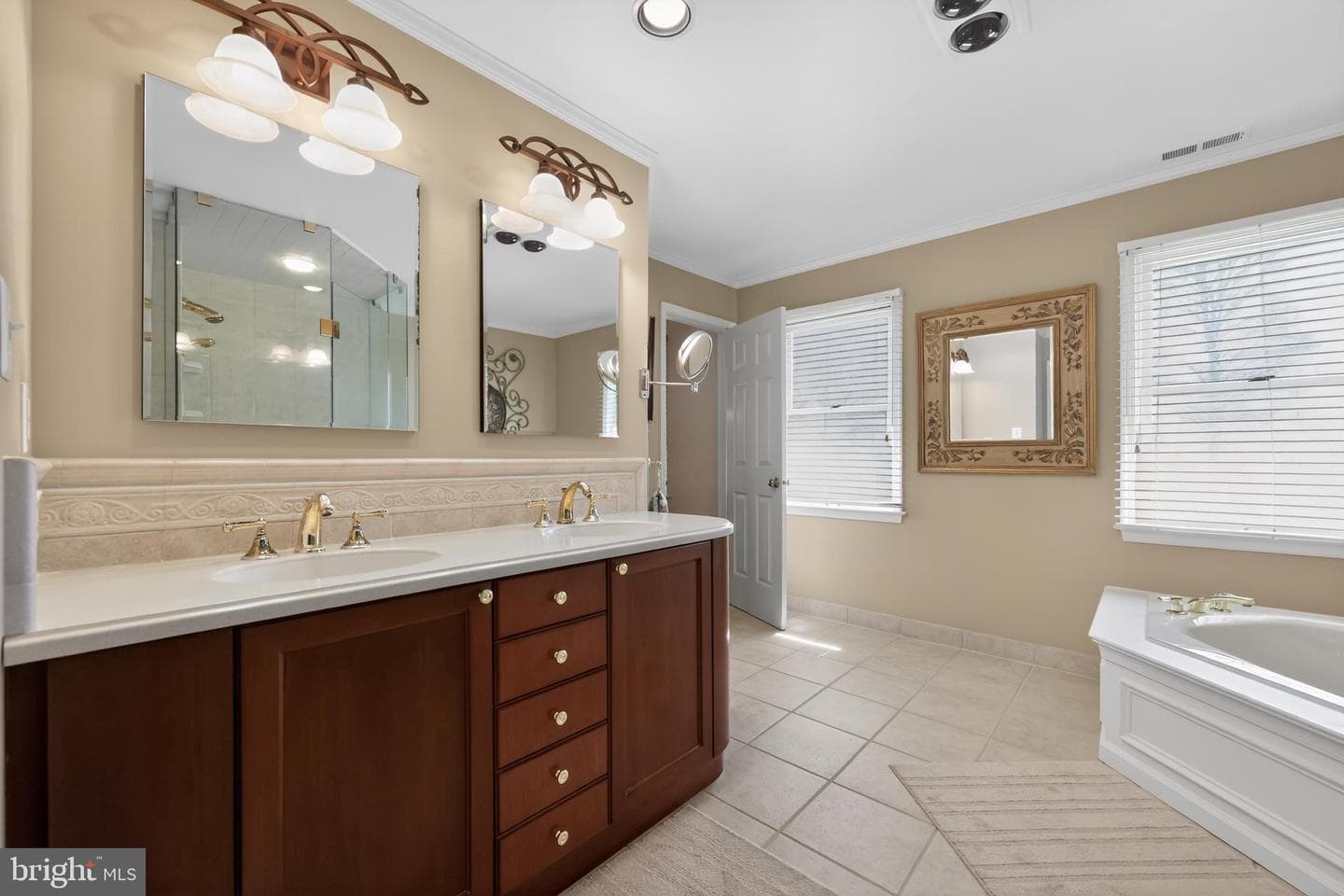 114 Lisette Drive photo 31