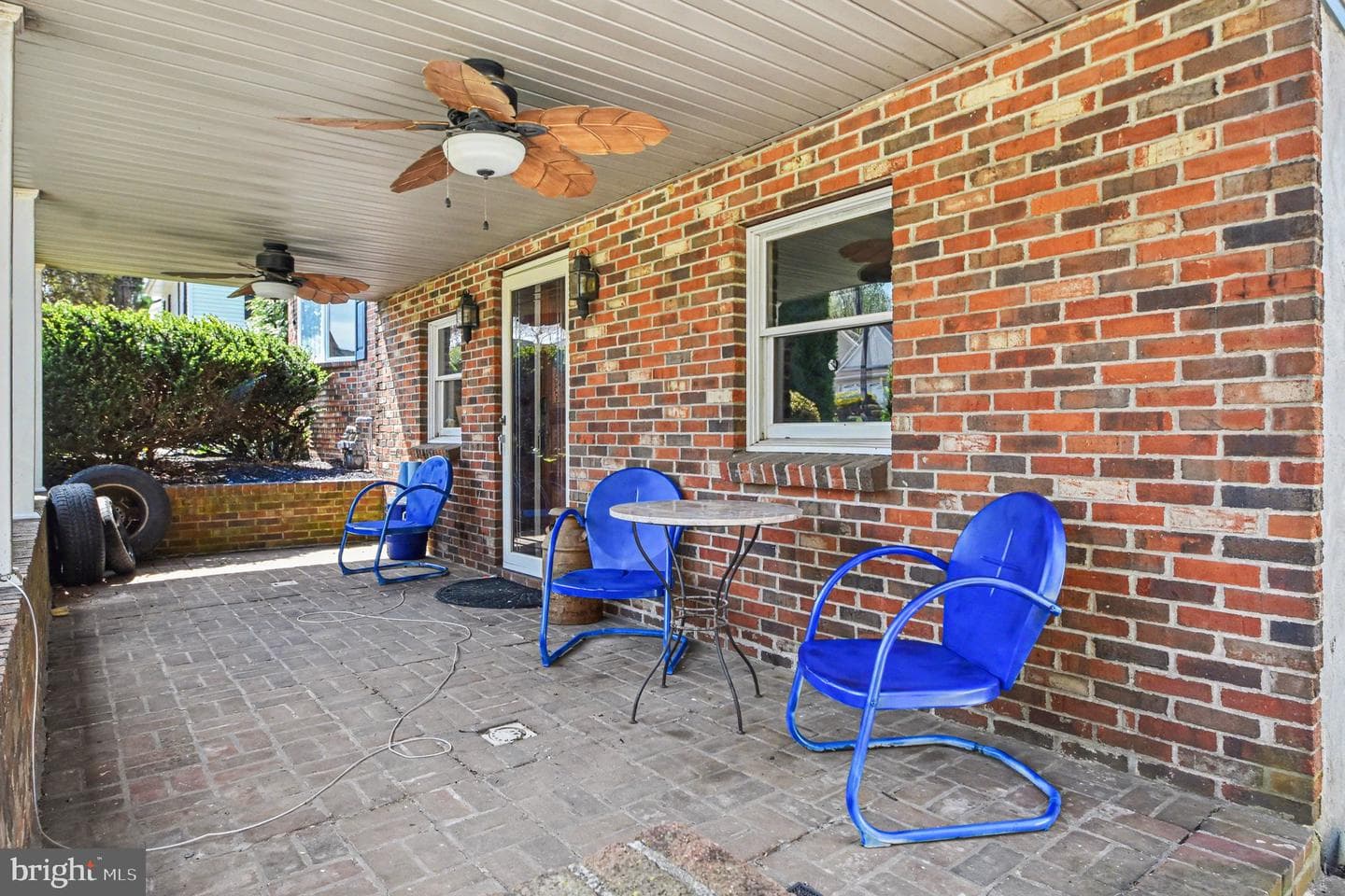 174 N Hawthorne Avenue photo 5