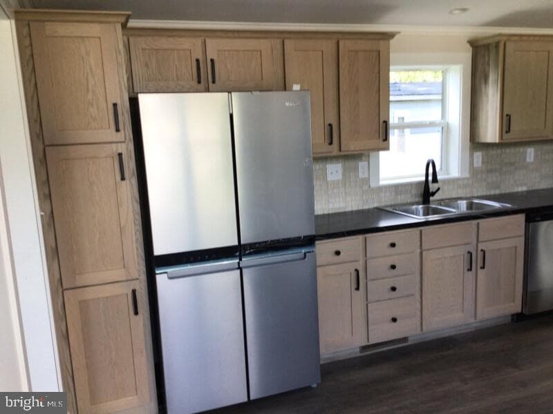 4222 Darby Drive photo 4