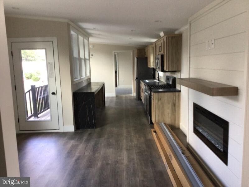 4222 Darby Drive photo 8