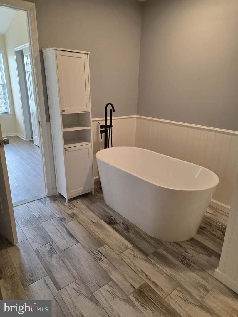 112 Fair Oaks Court photo 11