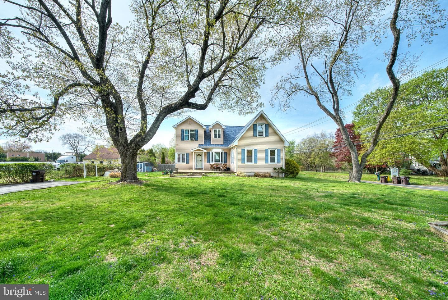 2194 Harmony Lane photo 2