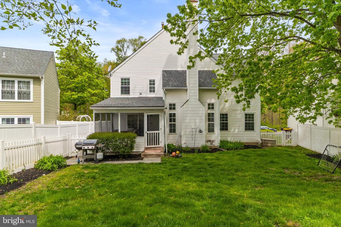 4252 Miladies Lane photo 27