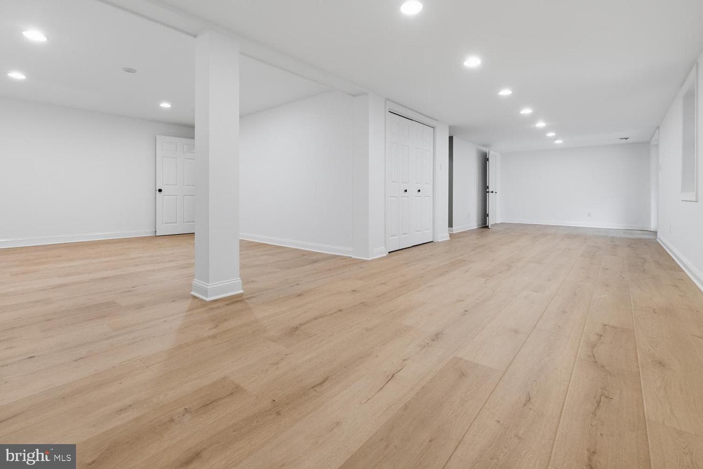1 Saint Andrews Court photo 31