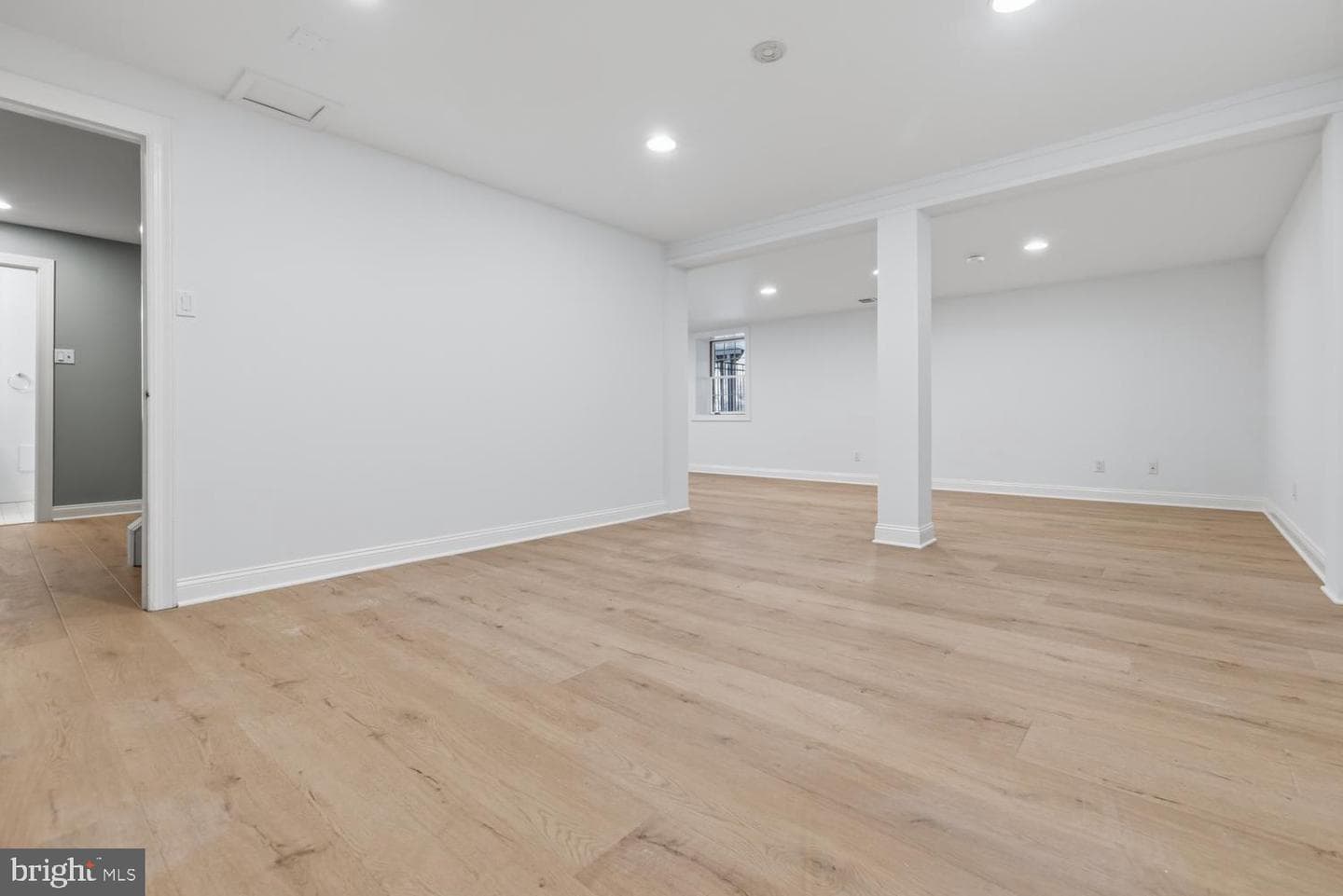 1 Saint Andrews Court photo 32
