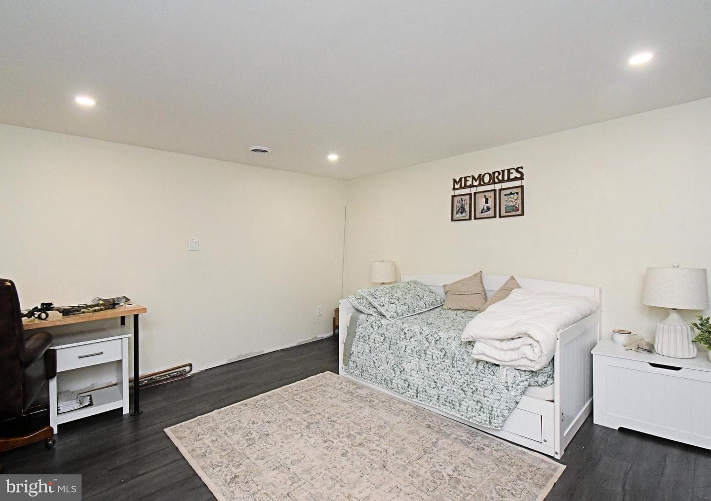 89 Upland Drive photo 32