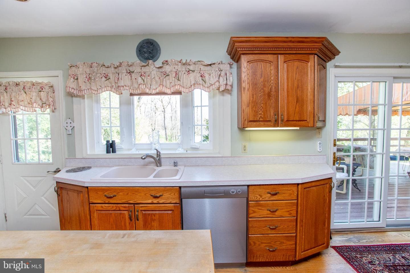 6682 Upper York Road photo 20