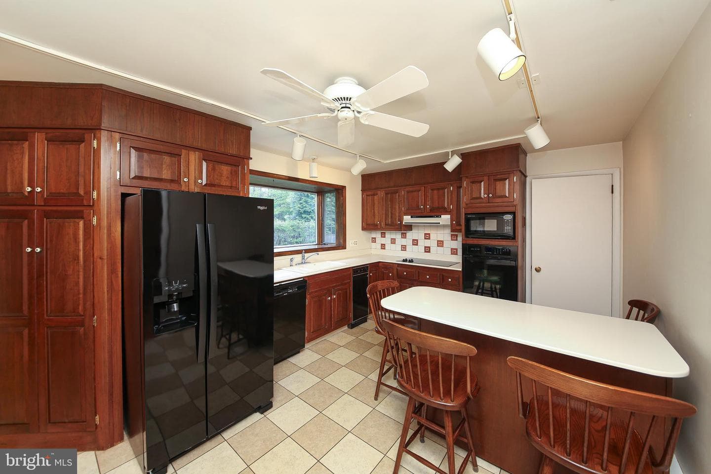 95 Springs Drive photo 8
