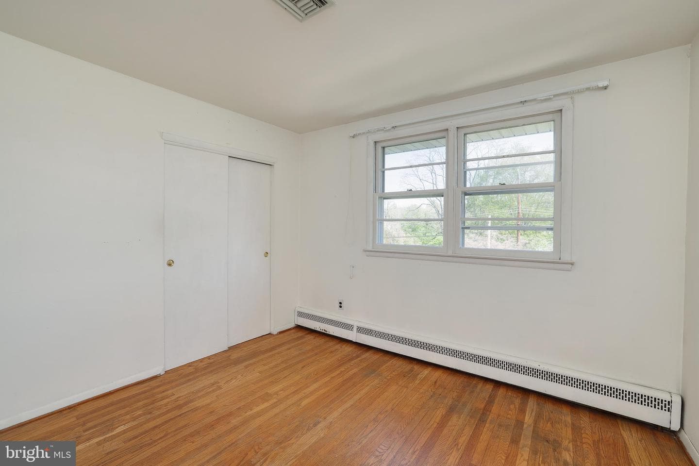 2323 Lakeview Drive photo 17