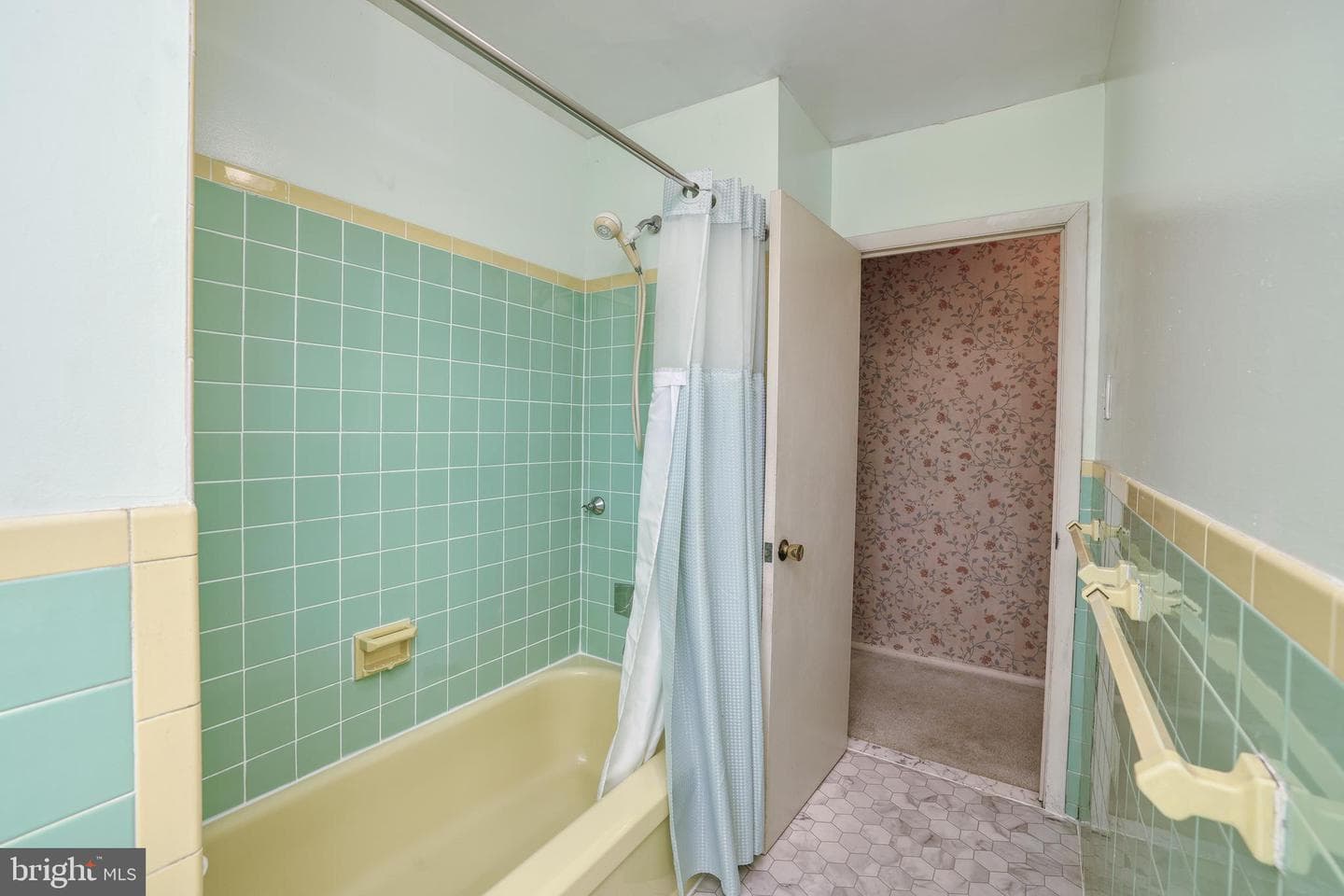 2323 Lakeview Drive photo 27