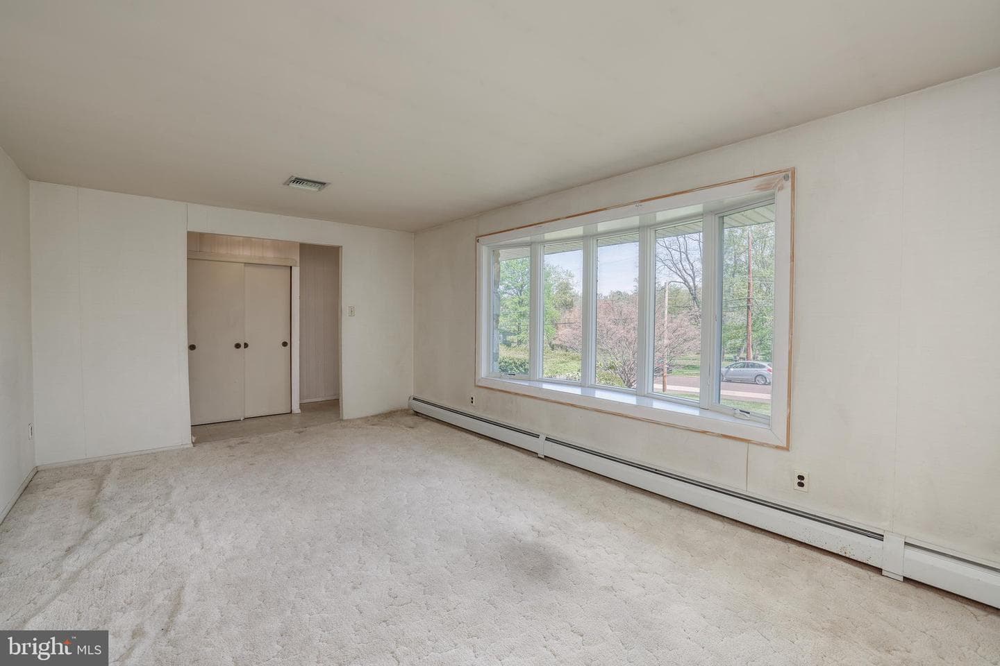2323 Lakeview Drive photo 7