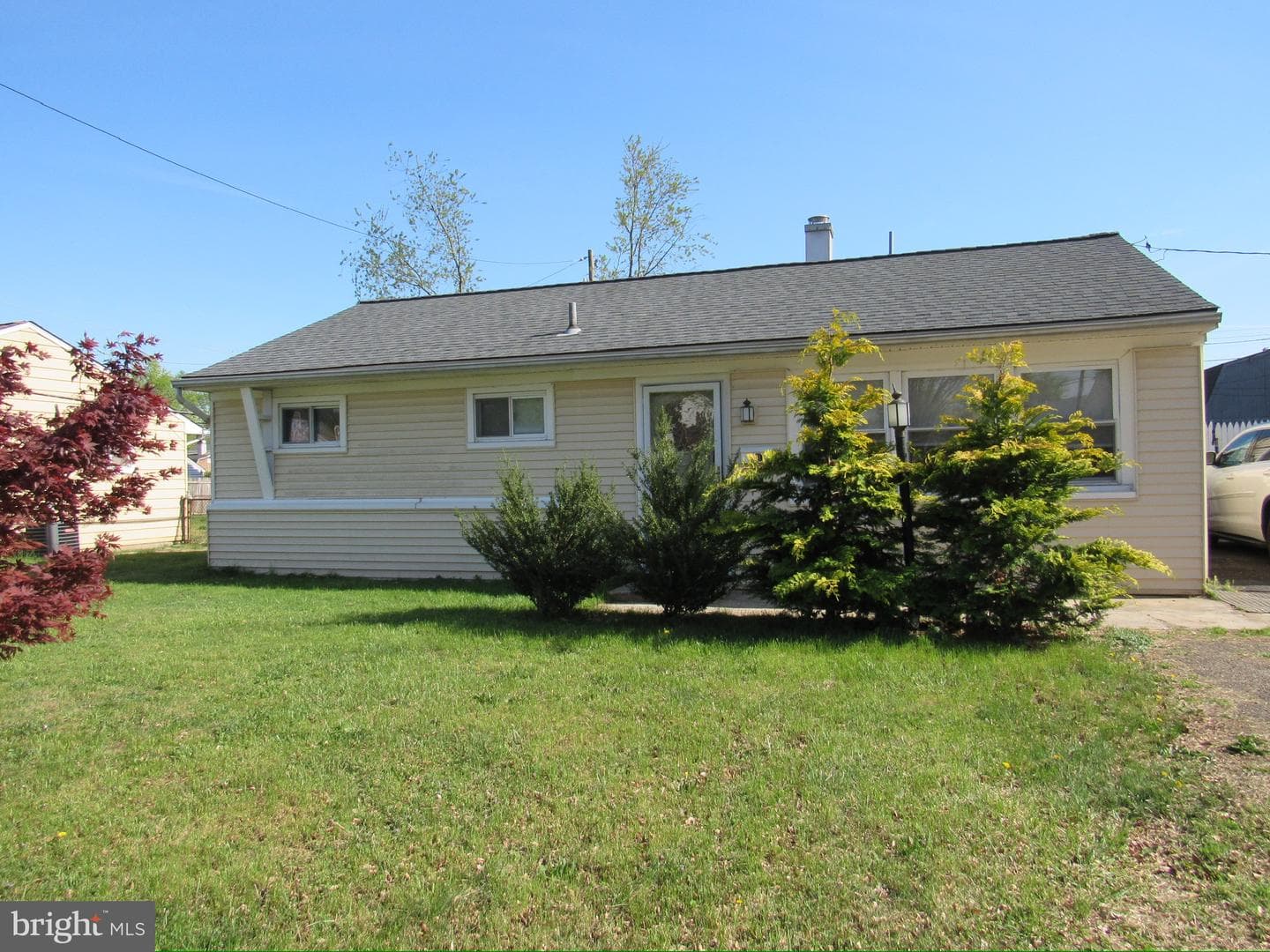 906 Spencer Drive photo 2