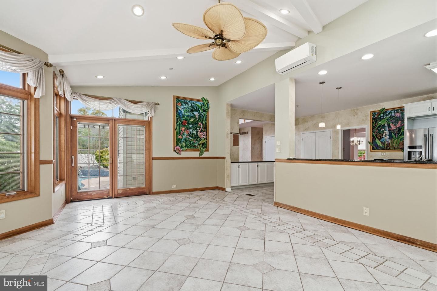 2641 Fawn Lane photo 18