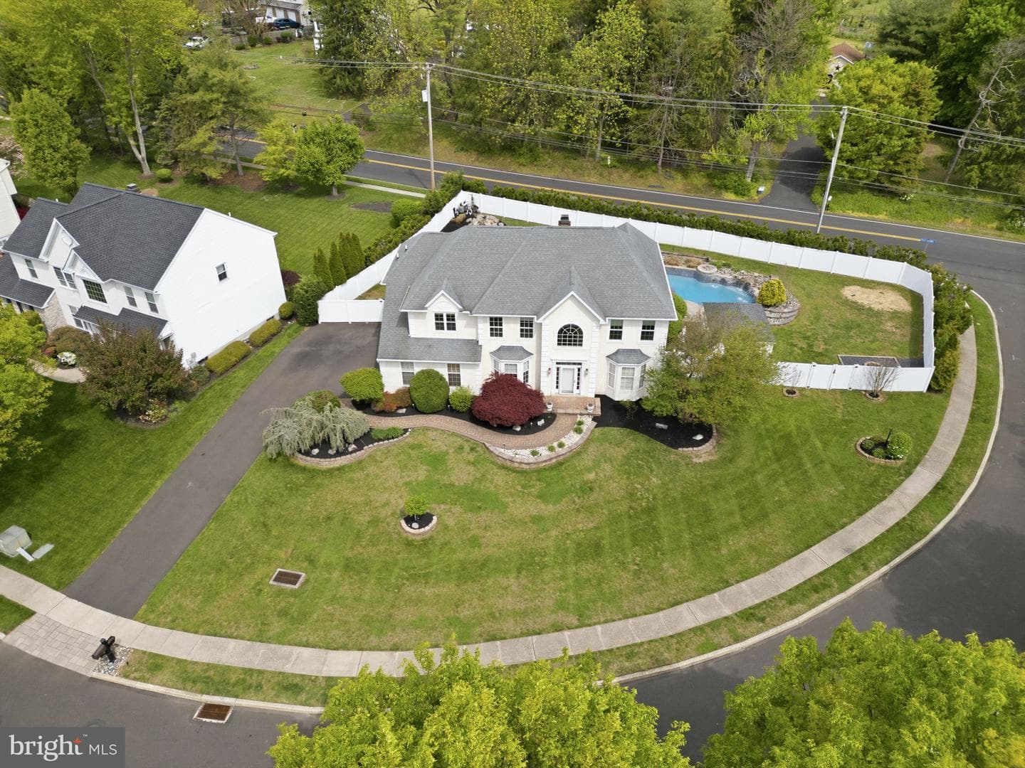 2641 Fawn Lane photo 43