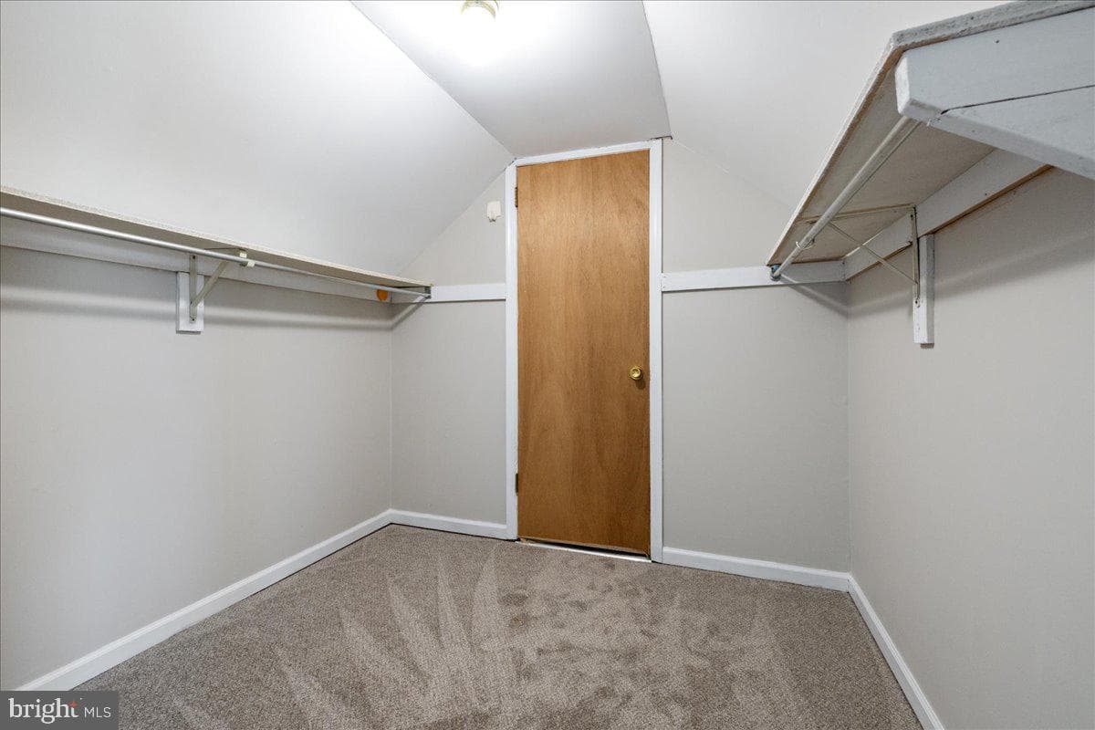 204 Poplar Road photo 18